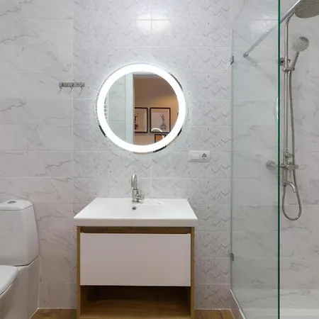 Apartamento Leogrand On Lychakivska 3 Leópolis