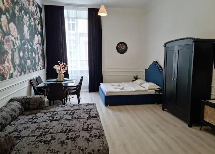 Leogrand On Lychakivska 3 Lviv